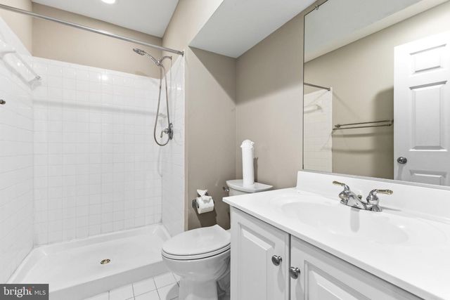 9136 LAKE PARCEL DR, Fort Belvoir, VA 22060
