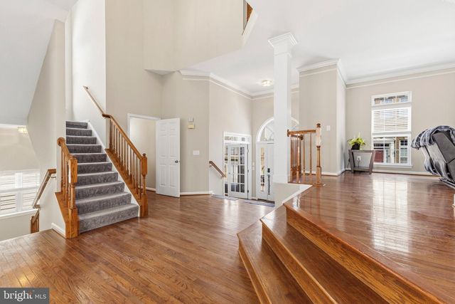 9136 LAKE PARCEL DR, Fort Belvoir, VA 22060