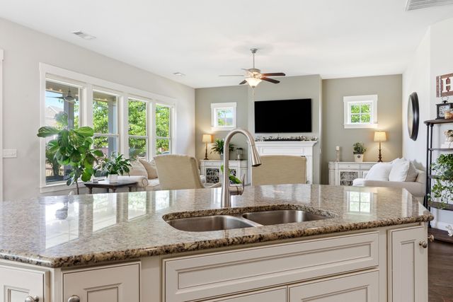2801 Americus Dr, Thompsons Station, TN 37179