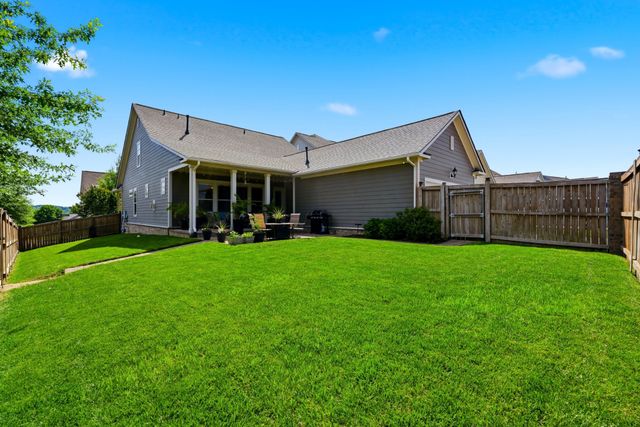 2801 Americus Dr, Thompsons Station, TN 37179