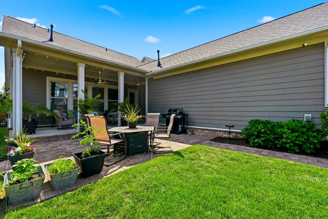 2801 Americus Dr, Thompsons Station, TN 37179