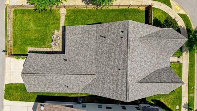 2801 Americus Dr, Thompsons Station, TN 37179