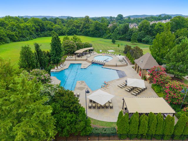 2801 Americus Dr, Thompsons Station, TN 37179