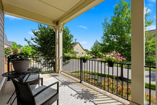2801 Americus Dr, Thompsons Station, TN 37179