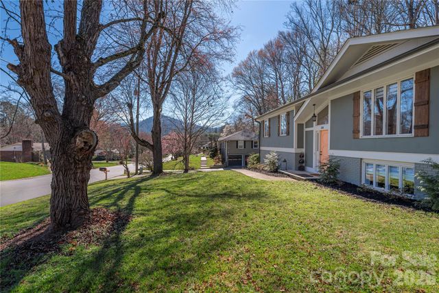 330 Woody Lane, Asheville, NC 28804