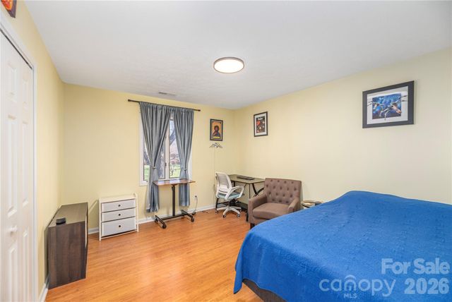 330 Woody Lane, Asheville, NC 28804