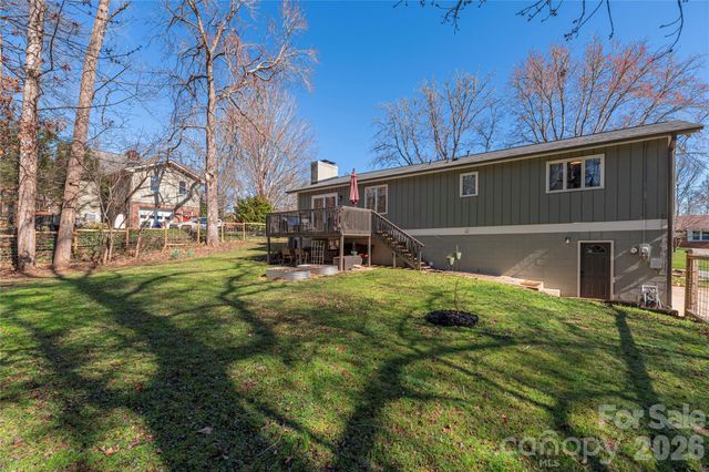 330 Woody Lane, Asheville, NC 28804