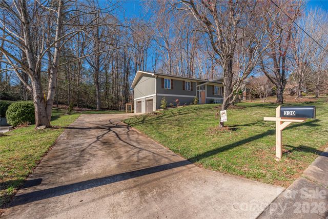 330 Woody Lane, Asheville, NC 28804