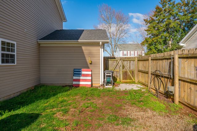 239 Neal Ave, Smyrna, TN 37167