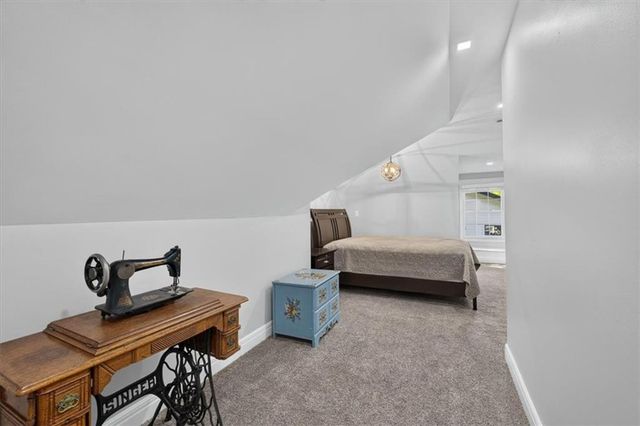 2800 W 68th Street, Mission Hills, KS 66208