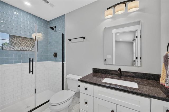 2800 W 68th Street, Mission Hills, KS 66208