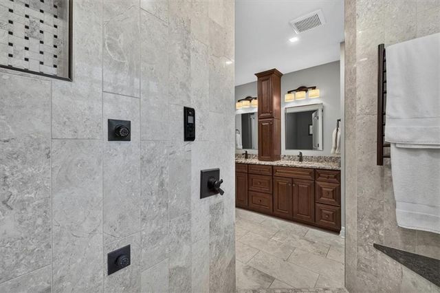 2800 W 68th Street, Mission Hills, KS 66208