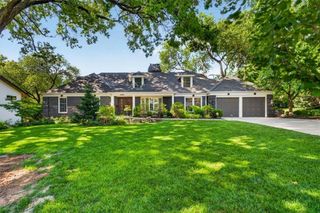 2800 W 68th Street, Mission Hills, KS 66208