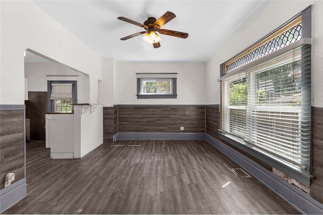 203 Baldwin Ave, Sharon, PA 16146