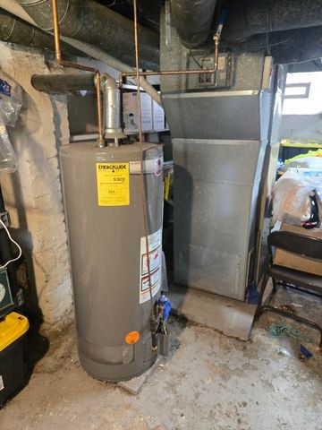 203 Baldwin Ave, Sharon, PA 16146