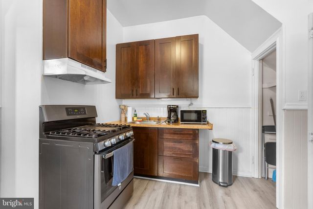 146 E CLAY ST, Lancaster, PA 17602