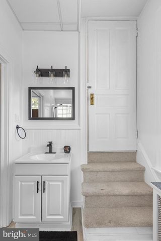 146 E CLAY ST, Lancaster, PA 17602
