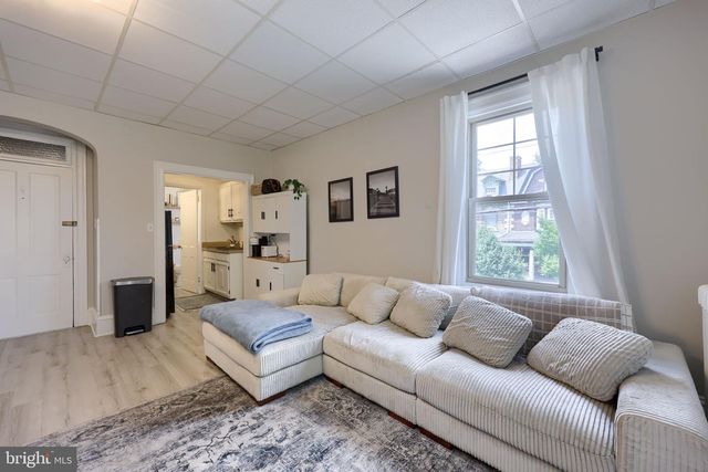 146 E CLAY ST, Lancaster, PA 17602