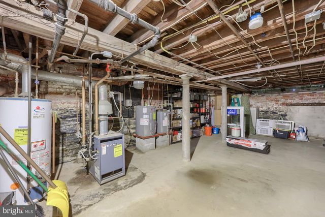 146 E CLAY ST, Lancaster, PA 17602