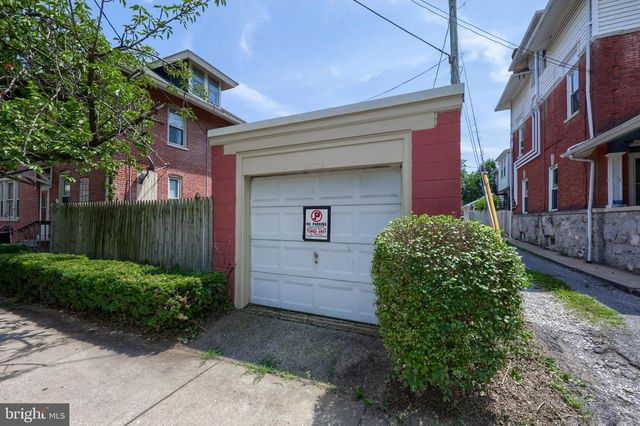 146 E CLAY ST, Lancaster, PA 17602