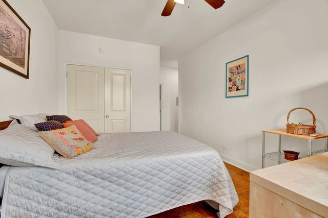 1100 N La Salle Drive 511, Chicago, IL 60610