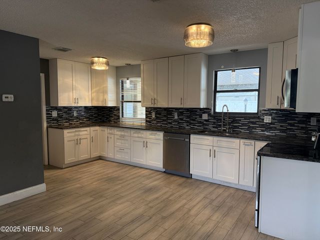 3219 SUMMERSET Drive, Orange Park, FL 32065