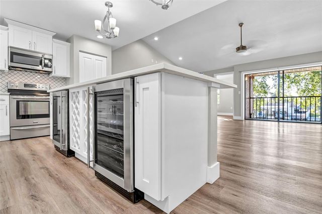 5684 BAYWATER DRIVE, Tampa, FL 33615