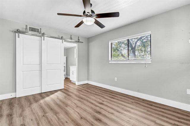 5684 BAYWATER DRIVE, Tampa, FL 33615