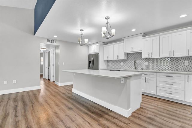 5684 BAYWATER DRIVE, Tampa, FL 33615