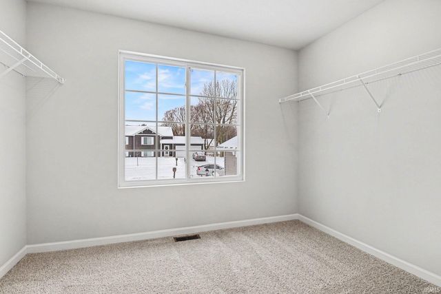 3024 Falling Oak Drive, Mishawaka, IN 46544