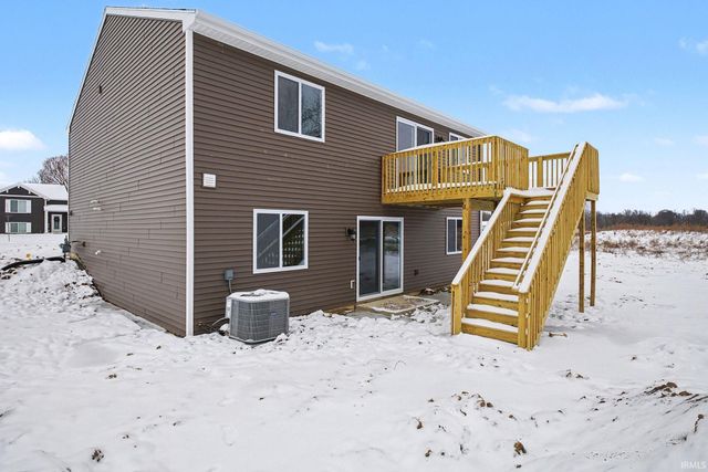 3024 Falling Oak Drive, Mishawaka, IN 46544