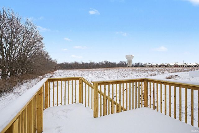 3024 Falling Oak Drive, Mishawaka, IN 46544