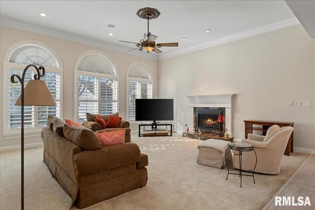 6209 MACKENZIE Place, Springfield, IL 62711