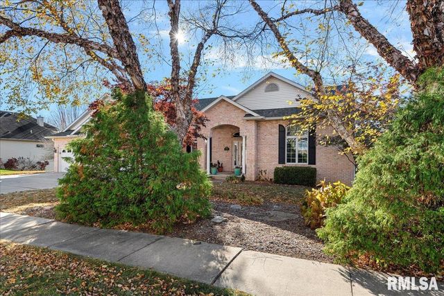 6209 MACKENZIE Place, Springfield, IL 62711