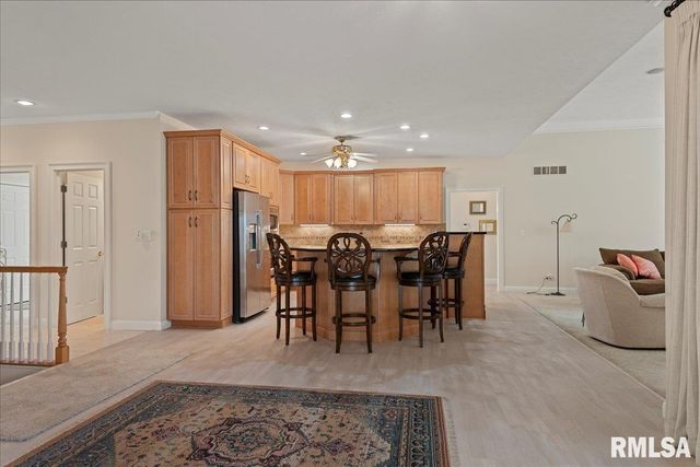 6209 MACKENZIE Place, Springfield, IL 62711