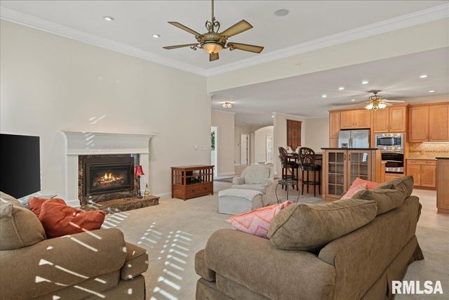 6209 MACKENZIE Place, Springfield, IL 62711