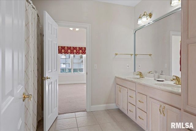 6209 MACKENZIE Place, Springfield, IL 62711