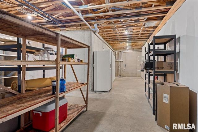 6209 MACKENZIE Place, Springfield, IL 62711