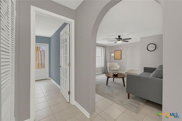 1069 Trail Pass Drive, Canyon Lake, TX 78133