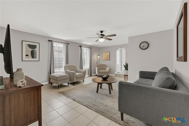 1069 Trail Pass Drive, Canyon Lake, TX 78133