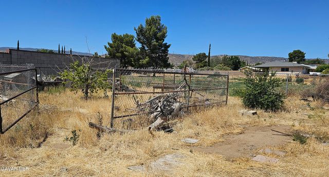 41659 W 45th Street, Lancaster, CA 93536