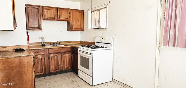 41659 W 45th Street, Lancaster, CA 93536