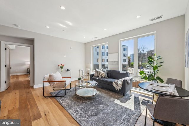 1955 FAIRLAWN AVE SE, Washington, DC 20020