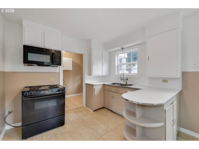 16080 S LELAND Rd, Beavercreek, OR 97004