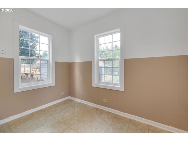 16080 S LELAND Rd, Beavercreek, OR 97004