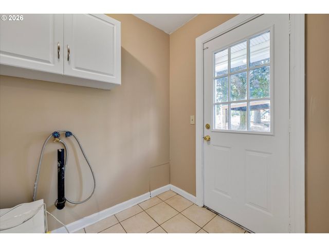 16080 S LELAND Rd, Beavercreek, OR 97004