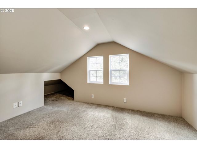 16080 S LELAND Rd, Beavercreek, OR 97004