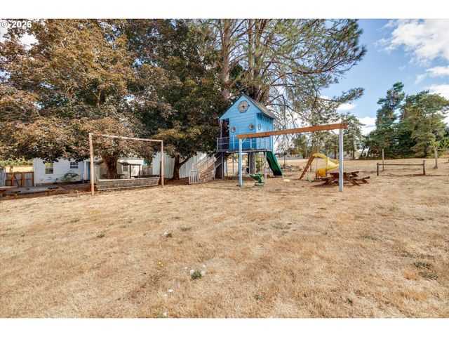 16080 S LELAND Rd, Beavercreek, OR 97004