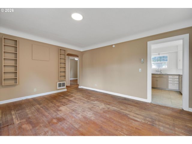 16080 S LELAND Rd, Beavercreek, OR 97004