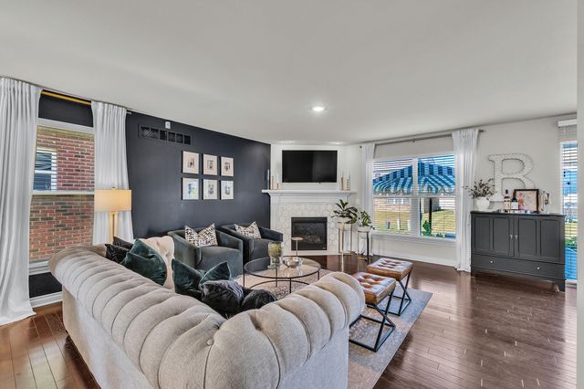 7184 Castell Boulevard, Van Buren Twp, MI 48111